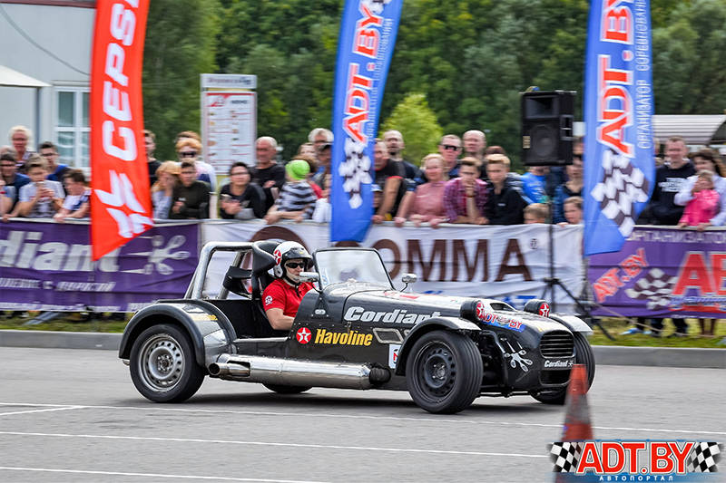 Лихие виражи пилотов команды Texaco Havoline Лихие виражи пилотов команды Texaco Havoline