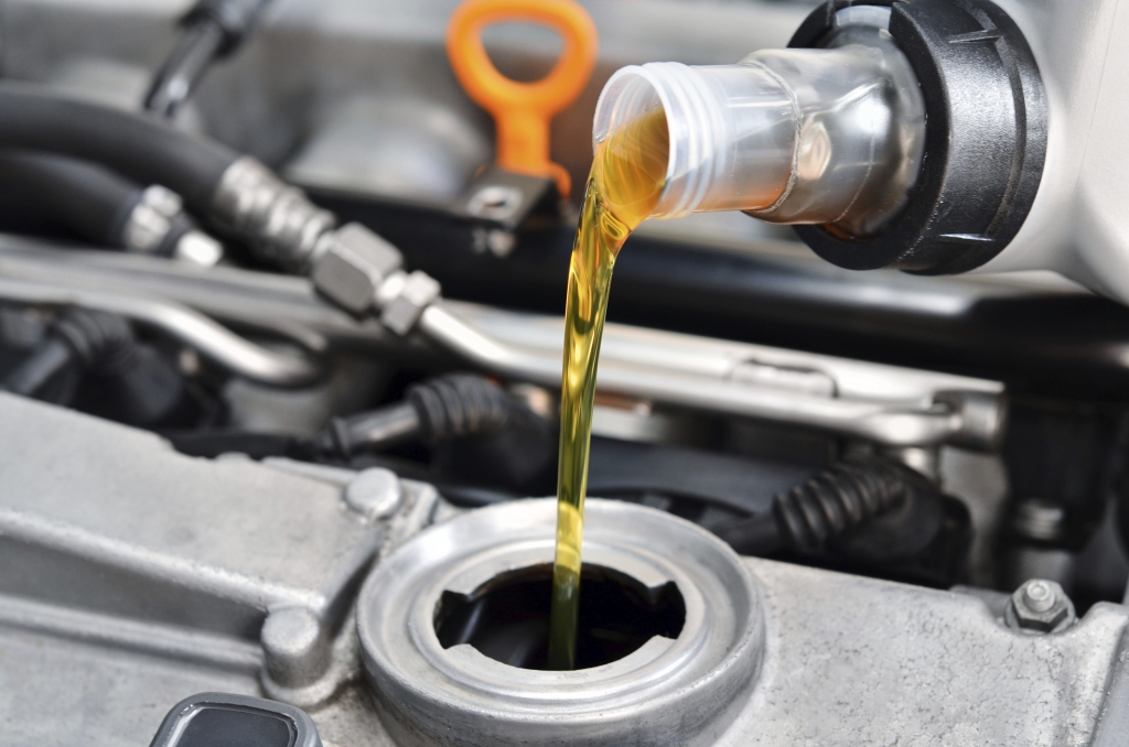 Подлейте моторное масло Liqui Moly Подлейте моторное масло Liqui Moly